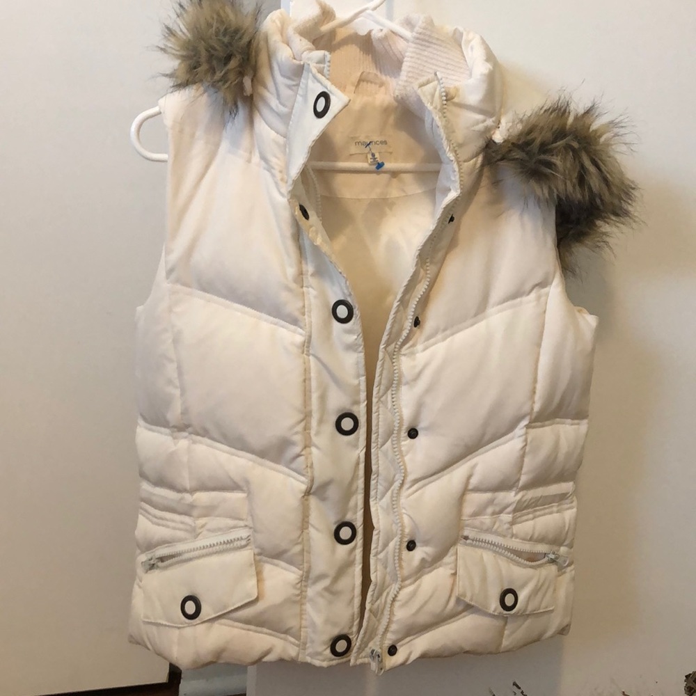 Cream/off white puffy vest